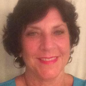 Meet your Posher, Carolyn